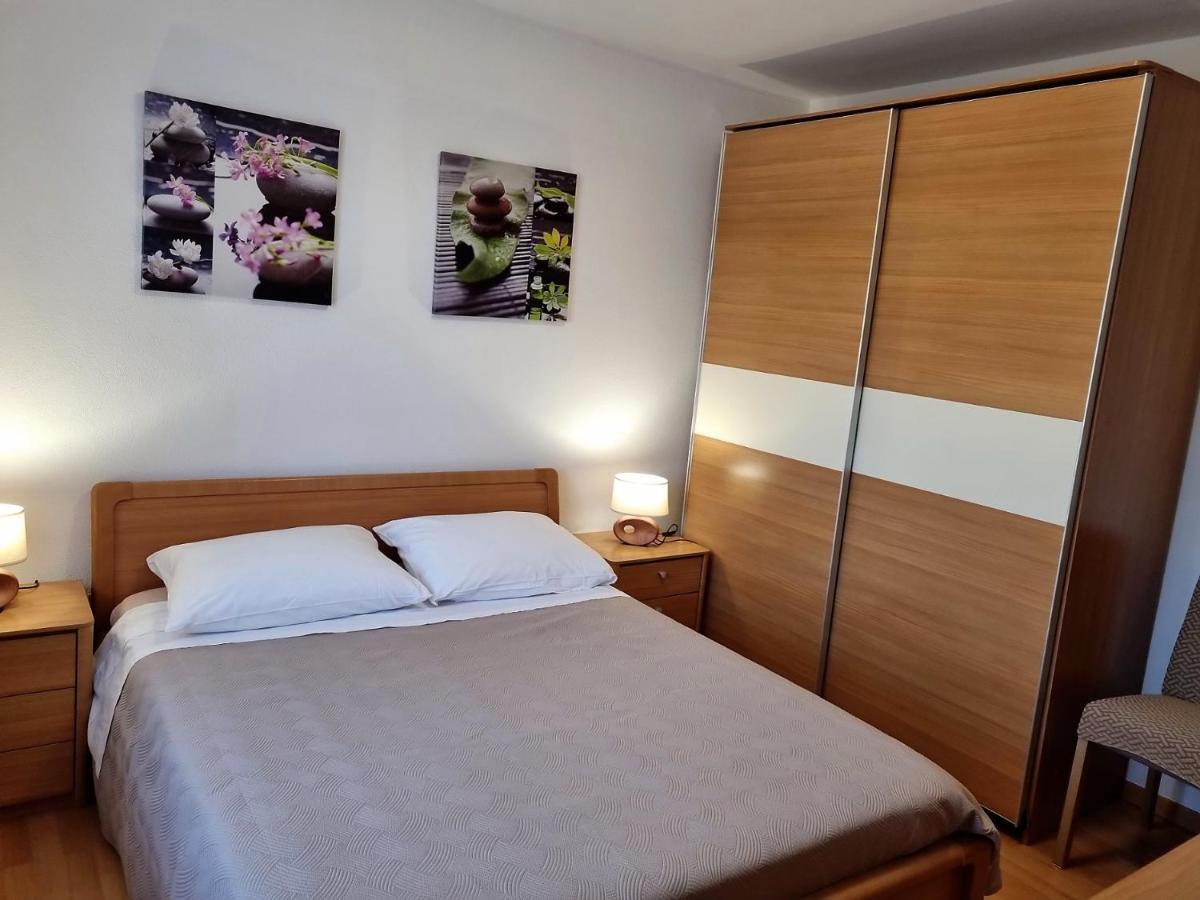 Apartments Valentina Umag Exterior photo