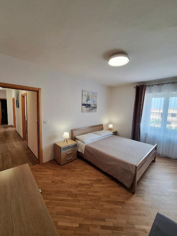 Apartments Valentina Umag Exterior photo